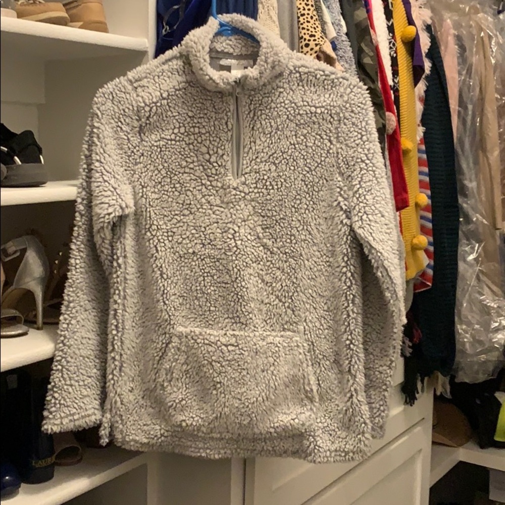 ❤️Sherpa pullover in great condition.❤️